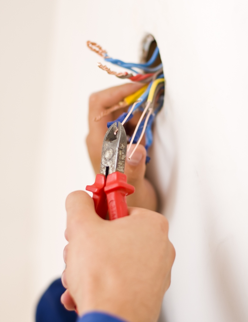 Electricians Haywardsheath, Linfield, RH16, RH17