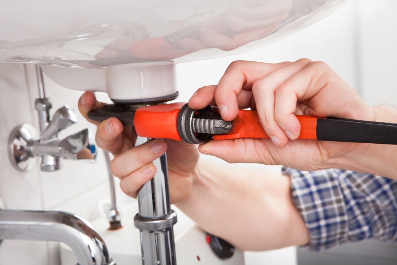 Emergency Plumbers Haywardsheath, Linfield, RH16, RH17